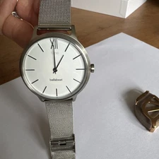 Bellabeat Watch Women 39mm Silver Adjustable Mesh Band, Needs battery. 
