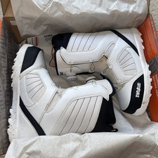 ThirtyTwo STW Double Boa Snowboard Boots white 10 men s