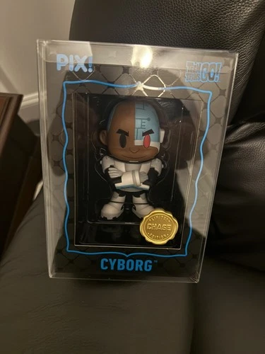 Thrilljoy Pix! Teen Titans Go! Beast Boy LE 6000 Piece Cyborg Chase