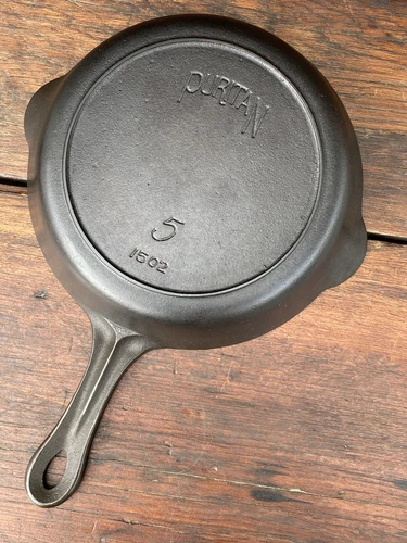 Griswold Purtian #5 Cast Iron Skillet