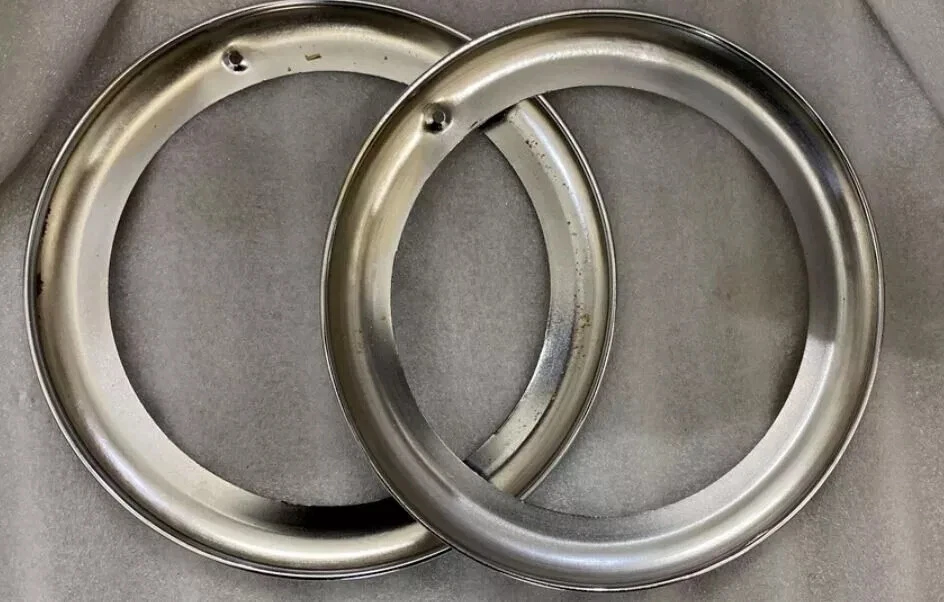 Juego de retención de faros bisel llanta cromada 8" se adapta a camión Willys Jeeps Foto 2 de 4