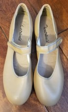 Girl's THEATRICALS Tan Mary Jane Dance Tap Shoes Size 6M