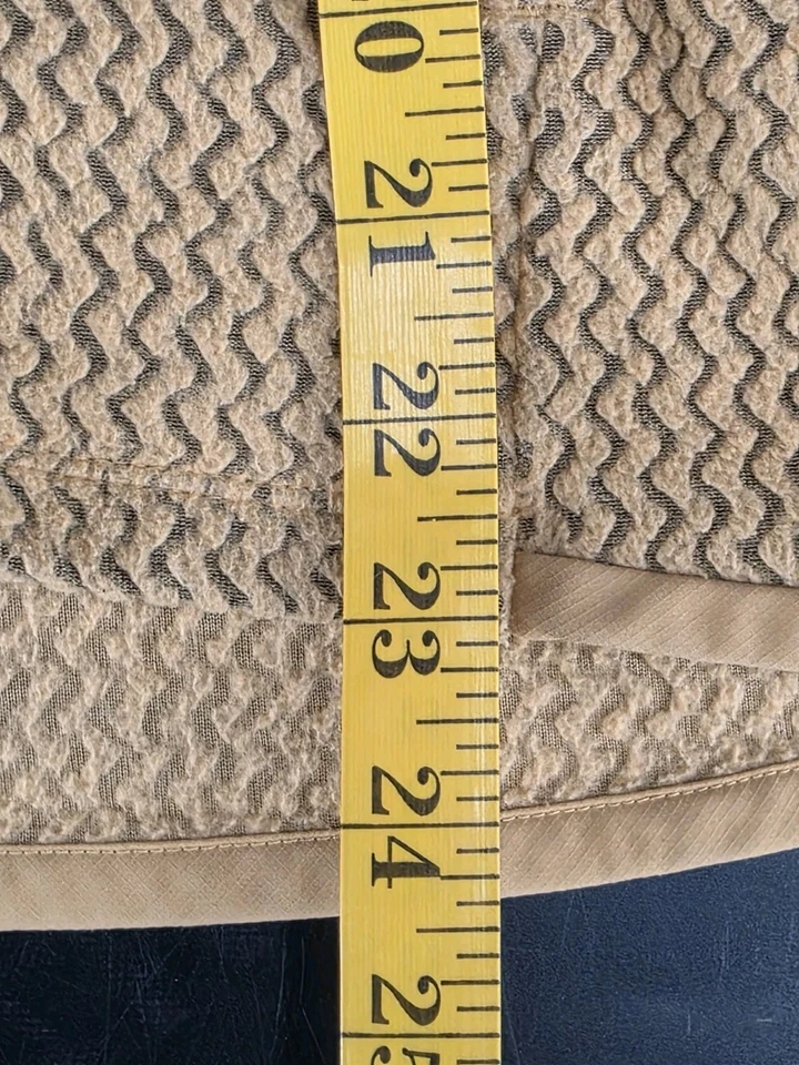 Patagonia R1 Air Fleece Hoody Jacket Women's Sz 2XS Wool Yellow/Green Full Zip - Image 3 of 4