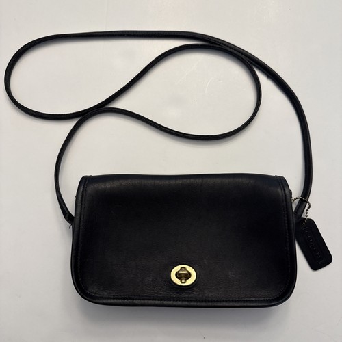 Coach Handbags Purse Vintage Black Leather Dinky with Hang Tag 9375