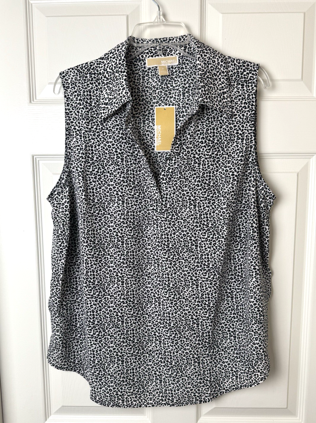 NWT Michael Kors Plus 1x Sleeveless Blouse Top V-Neck Leopard Bone/Black $98
