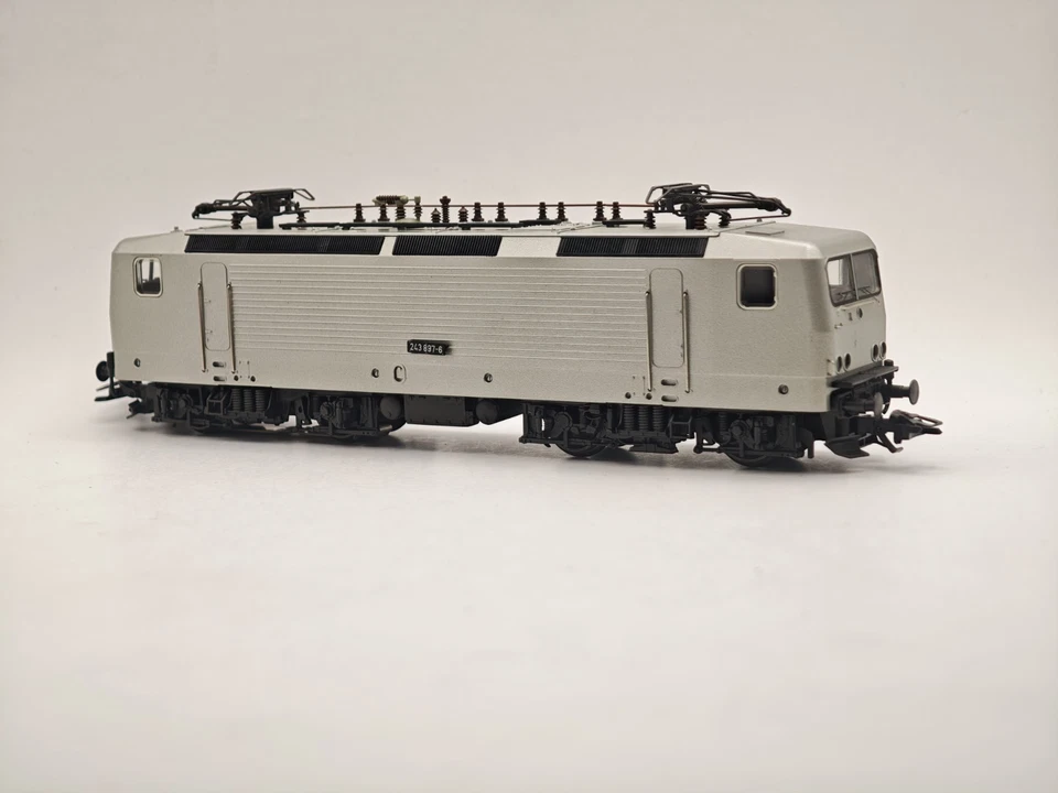 Märklin 3444 H0 Locomotiva Elettrica BR 243 897-6 Edizione Argento  – Con Box  - Immagine 4 di 4