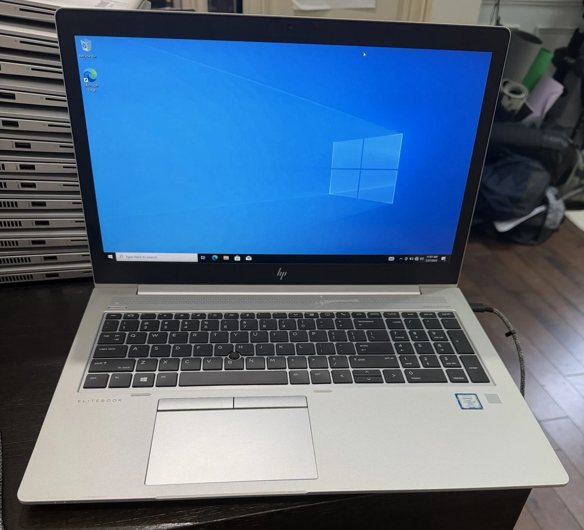 Intel Core i7 7th Gen. PC 256 GB SSD Capacity Laptops & Netbooks