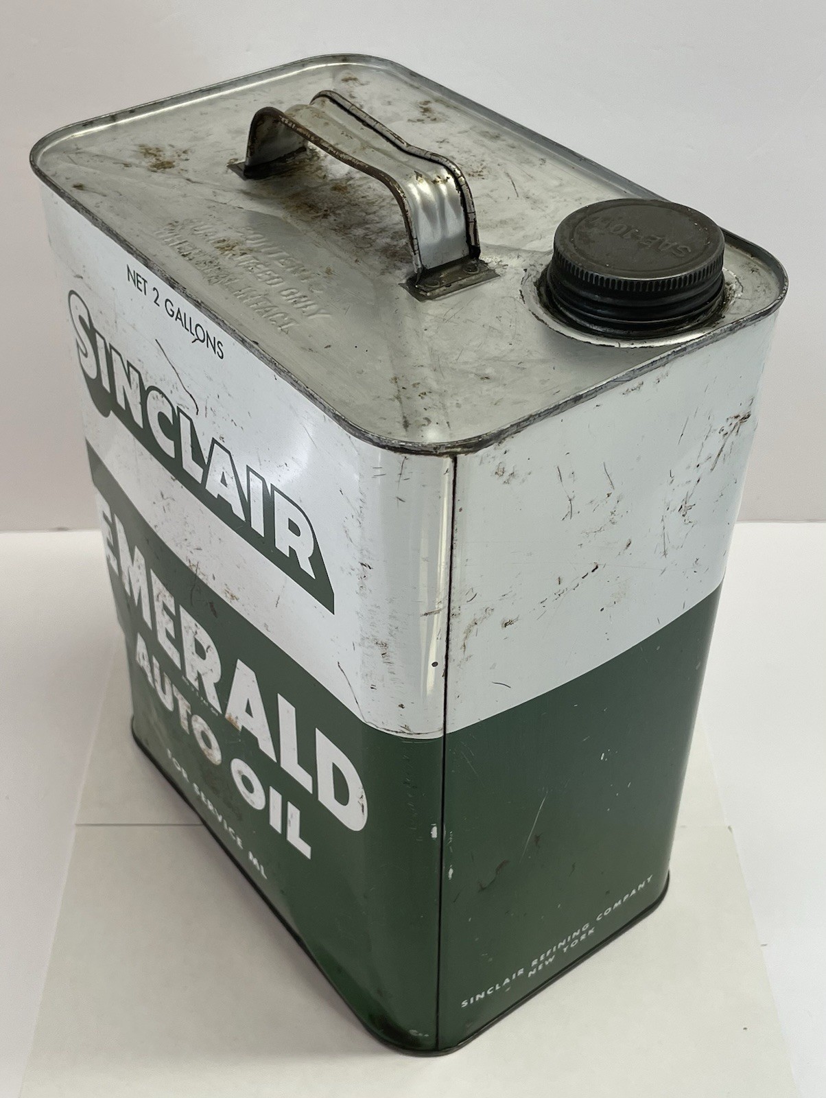 Vintage  Sinclair Emerald Auto Oil 2 Gallon Can