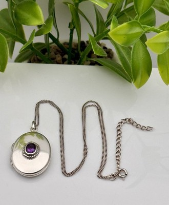 Hallmarked Sterling Silver & Amethyst Oval Photo  Locket & 18 Inch Chain