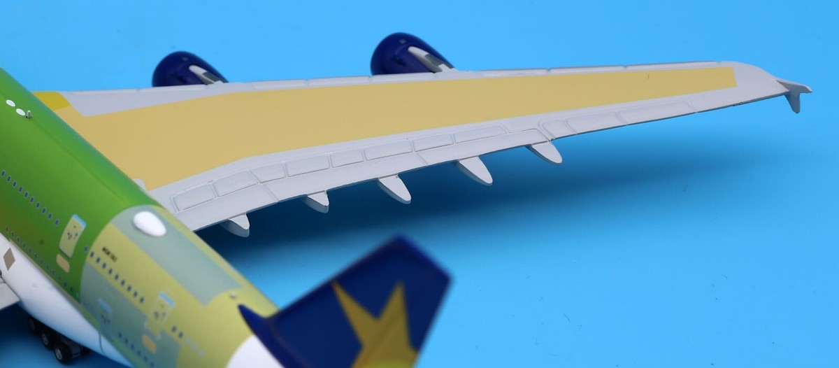 JC Wings 1:400 SKYMARK Airline JC Wings 1:400 SKYMARK Airline