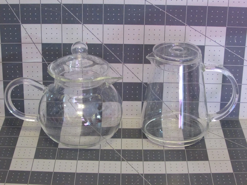 TWO Glass Teapots, Tea For One, Two Cups Teapot, Vintage? Pyrex? Tea Forte? - Image 3 of 4