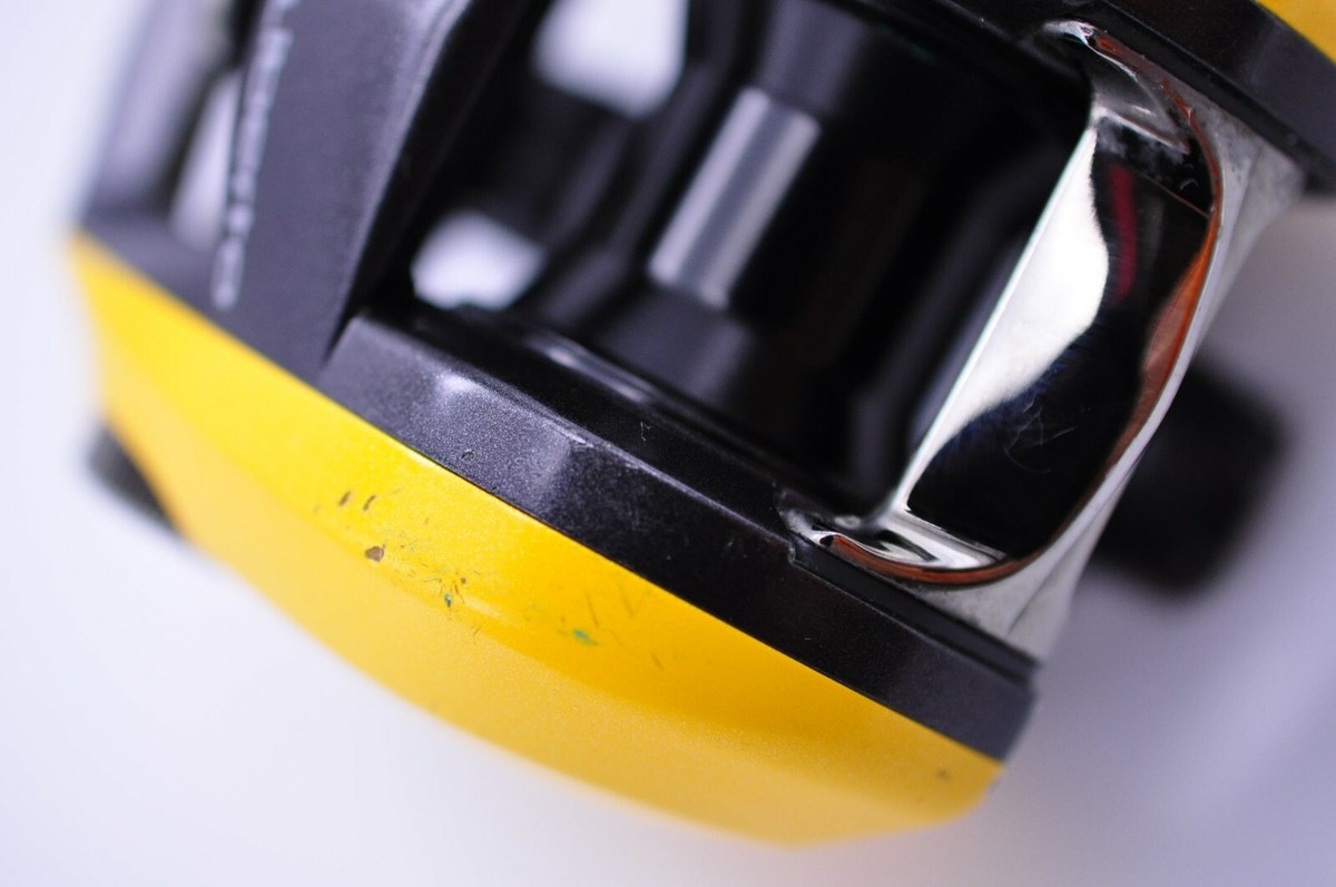 Daiwa Liberto Pixy Yellow Pearl 5.8:1 Gear Right Handle Casting