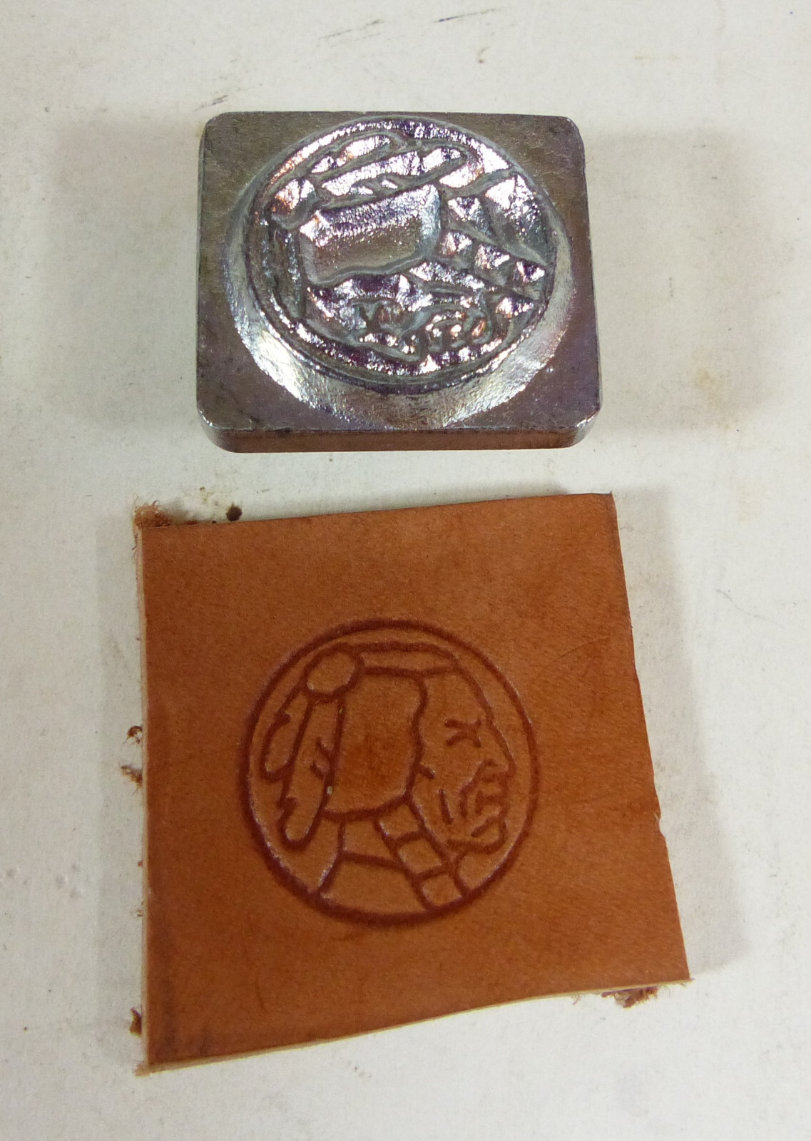 Picture 1 of 2
