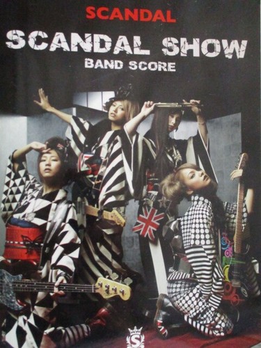 Band score SCANDAL 16 songs SCANDAL SHOW/Yamaha Music Media 2014