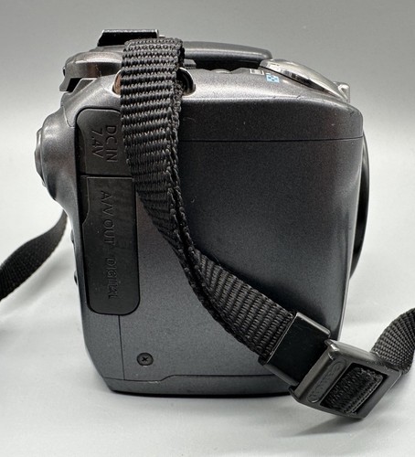 Canon PowerShot S5 IS 8.0 MP 6.0-72.0mm 1:2.7-3.5 Digital Camera w/ 2GB SD Card - Picture 8 of 10