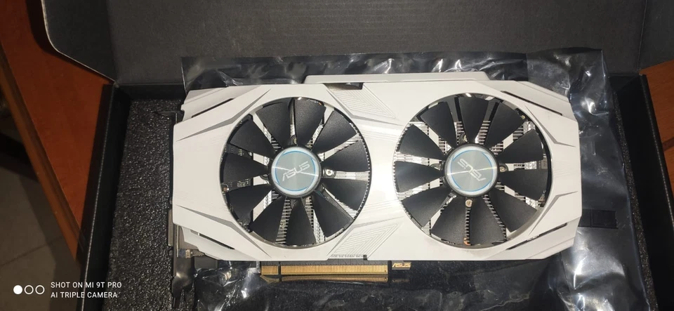 Nvidia Asus GTX 1060 3 OC - Immagine 2 di 4