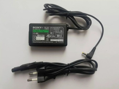 Alimentatore Caricatore ORIGINALE Sony PlayStation Portable PSP PSP-104 5V - 2A - Foto 2 di 2