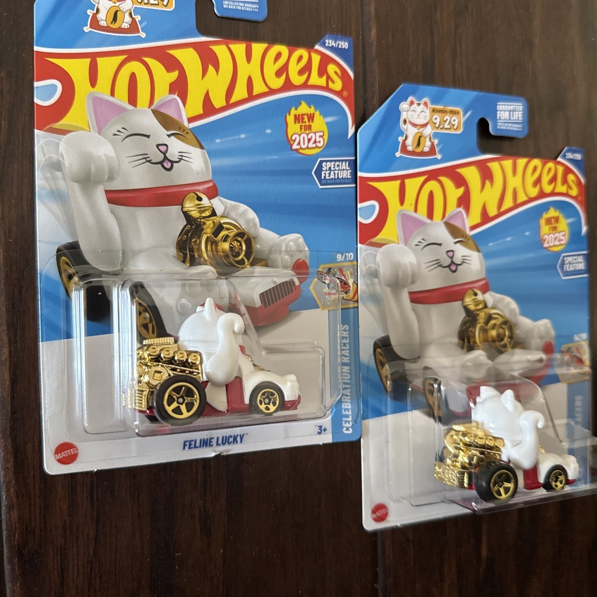2025 Hot Wheels Feline Lucky Maneki-Neko 2025 #234 Cat CASE N Lot