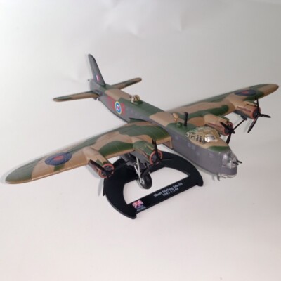 OPO 10 – Maquette Avion Bombardier WW2 Short Stirling 1/144 – Article De Collection Pour Adultes (+14 Ans) – Finitions Soignées