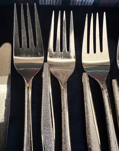 FLORENTINE 24K GOLD ELECTROPLATED FLATWARE 44 Pieces Set Tea Spoon Fork Knife - Picture 7 of 9