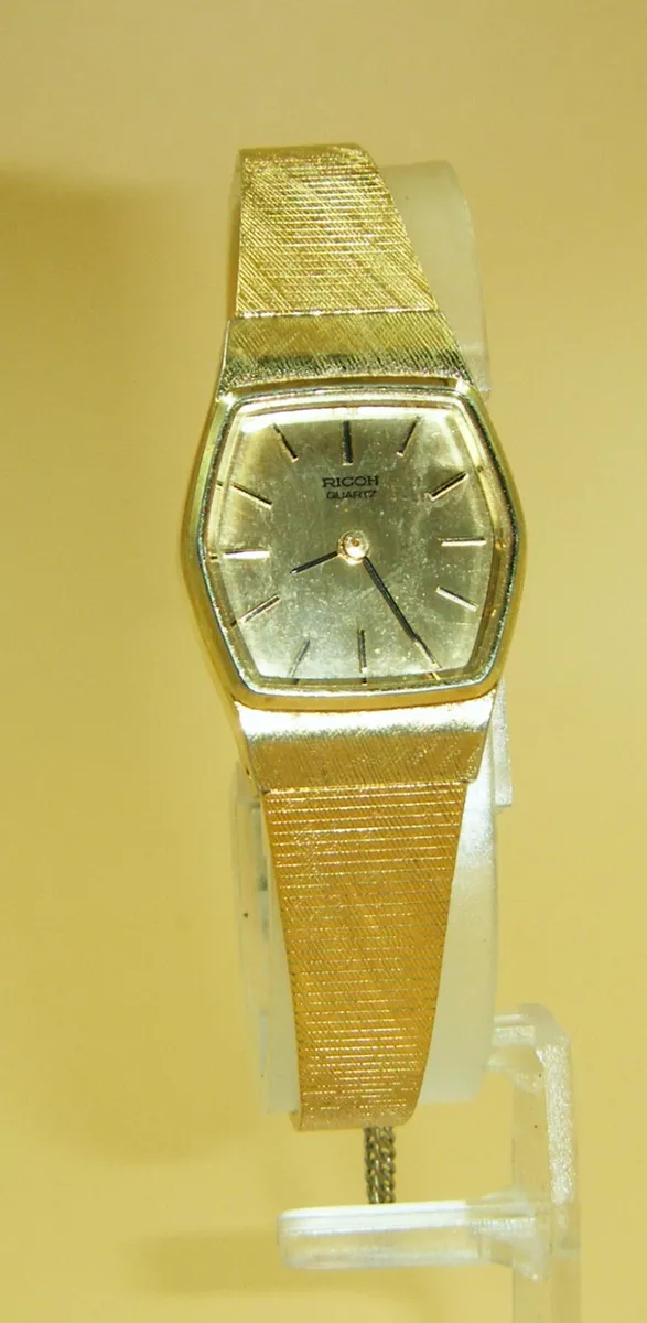 Vintage Ricoh Quartz Ladies Watch Push Button Time Adjust | eBay