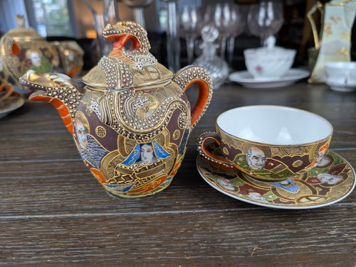 Vtg Japanese Dragonware Immortals Moriage Mini Tea Pot Set w/ teacup & saucer - Picture 4 of 14