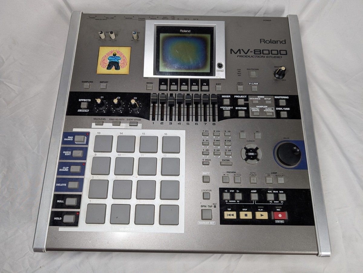 Roland MV-8000 Production Studio Sampler MIDI Sequencer Roland MV-8000 Production Studio Sampler MIDI Sequencer