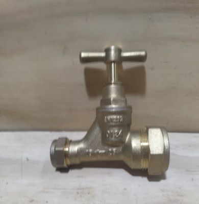 Messing Absperrhahn 25 mm MDPE bis 15 mm Cooper Kompression. Keine Einsätze enthalten 