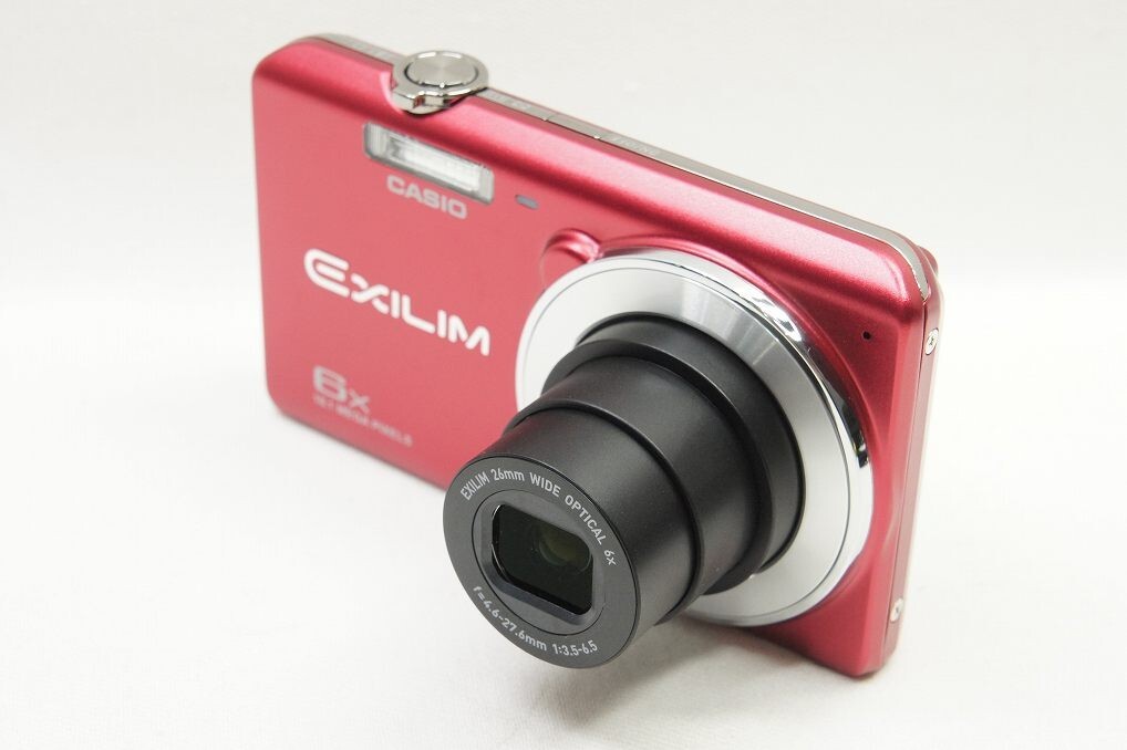 CASIO EXILIM （EX-Z880） CASIO EXILIM EX-Z880 16.1MP Compact Digital Camera Red w