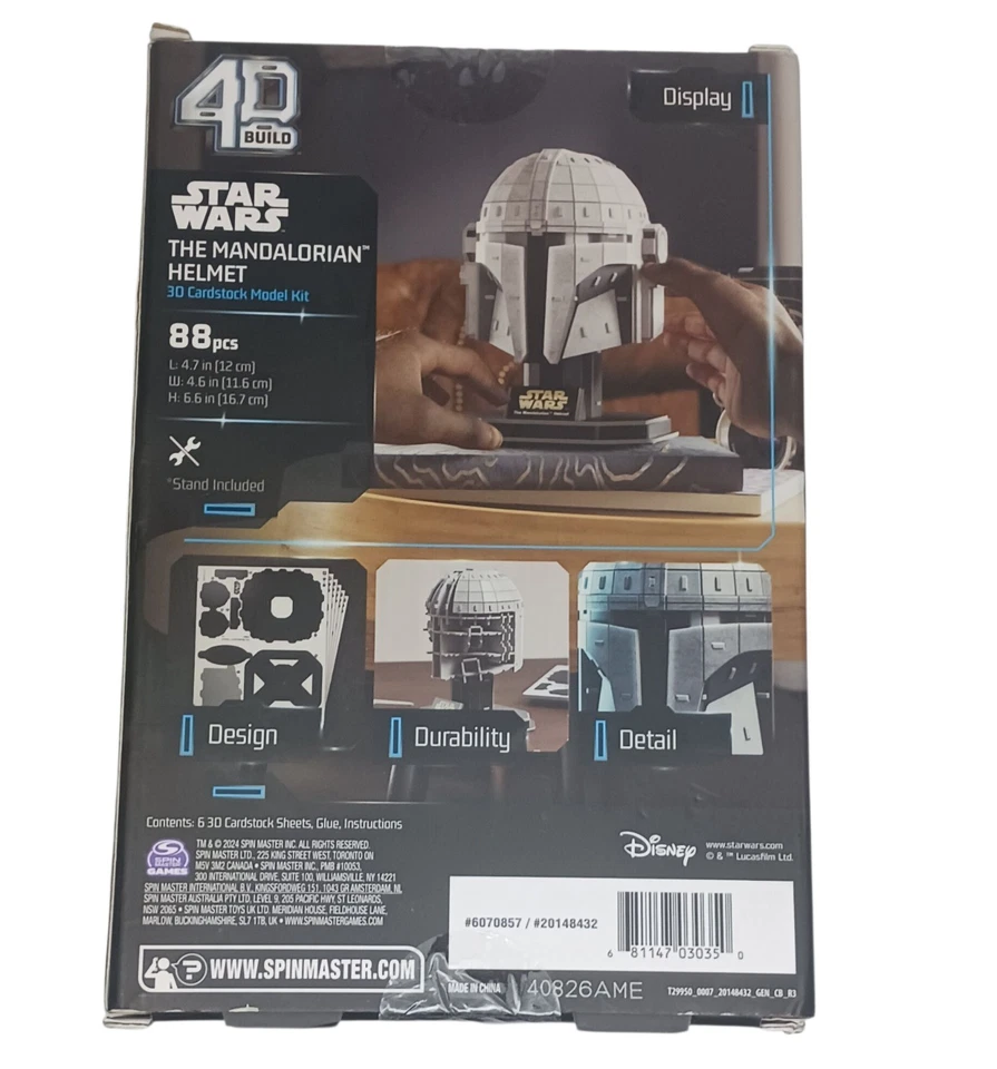 a 4D Build Star Wars: The Mandalorian Helmet Kit Modelo Cartulina 3D. Foto 3 de 4