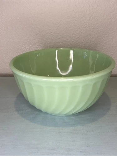 Vintage Fire King Oven Ware Jadeite 8" Green Swirl Shell Mixing Bowl Batter USA