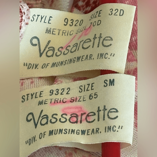 Vtg 70s Vassarette 4 pc mix & match pink, cream & maroon swim ensemble - Picture 15 of 16