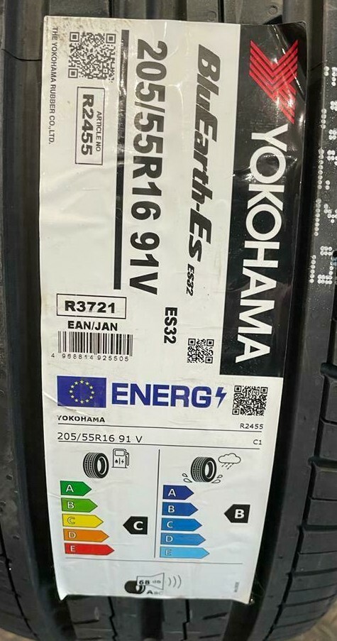2 x 205/55 R16 Yokohama BluEarth-Es ES32 91V 205 55 16 2 x 205/55 R16 Yokohama BluEarth-Es ES32 91V 205 55 16
