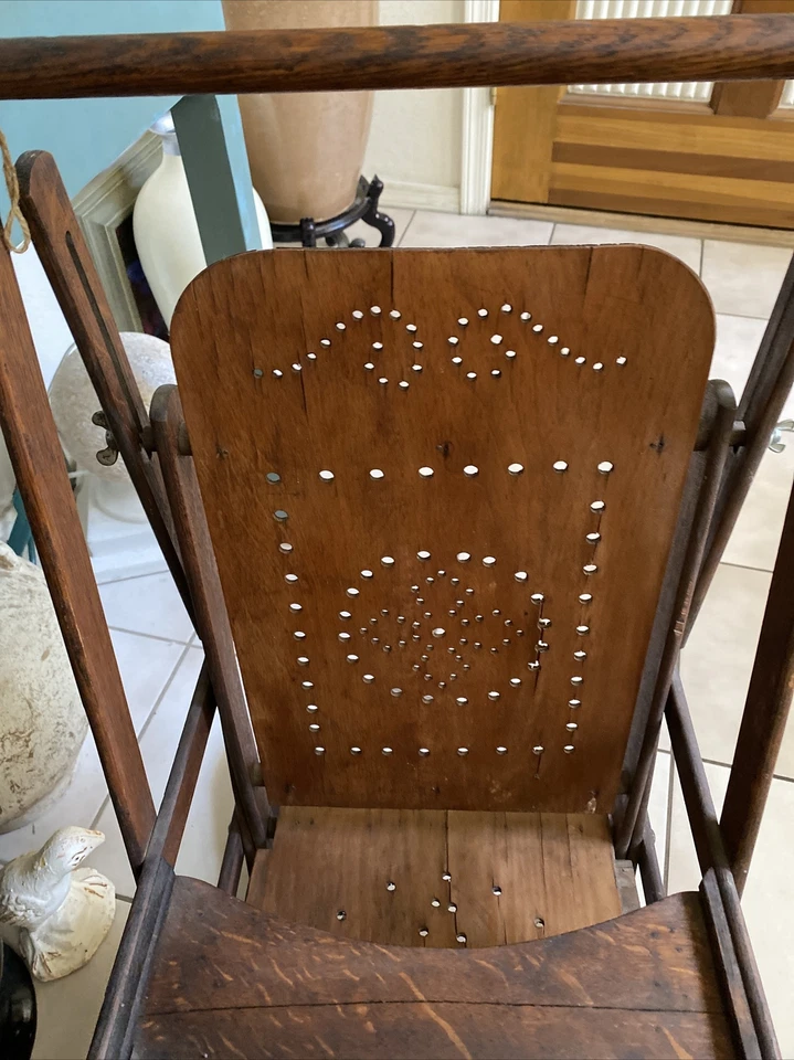 balancín antiguo niño 124 años madera Foto 2 de 4