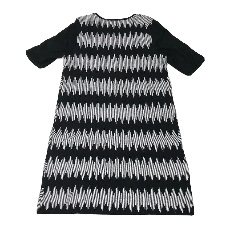 Vestido Suéter BCBGeneration Línea A Jacquard Mujer Mediano Negro Manga Corta Foto 2 de 4