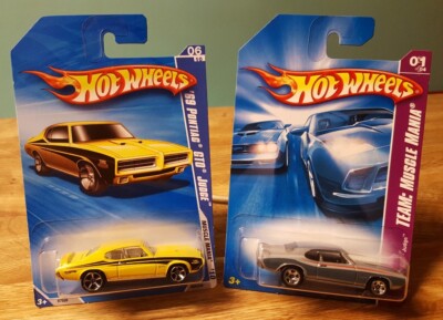 Hot Wheels '69 Pontiac GTO Judge 1:64 Scale Lot of 2 Silver