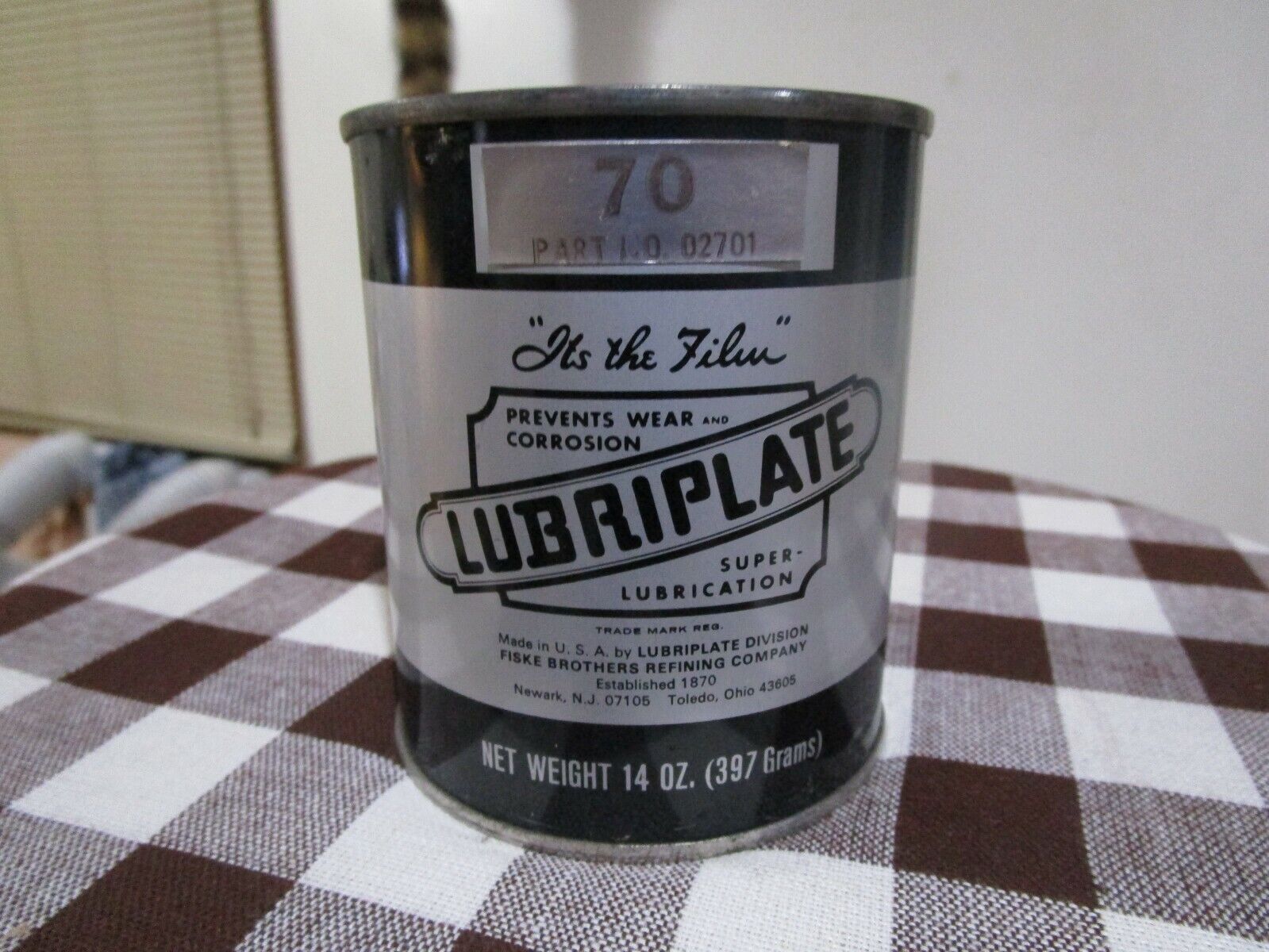 14 Oz. FULL Tin Can Lubriplate 70 Part No. 02701 Super Lubrication Grease