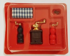 LA CUCINA DELLE BAMBOLE TIPO DOLL'S HOUSE MACININI 5 PEZZI NEW NUOVO 