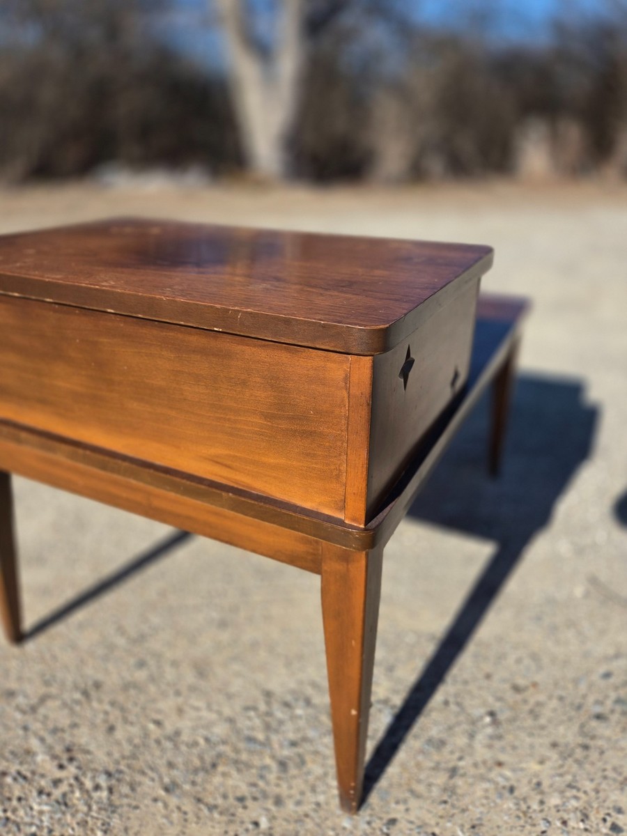 One Mid-century Mersman ( 1950s-1970s ) step-up side table solid