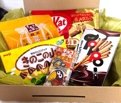 Japanese Candy & Chocolate Snack Box KitKat Toppo Kinoko no Yama Japan