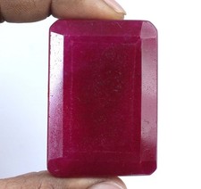 329,55 Karat Smaragdschliff Natürlicher Afrikanischer Roter Rubin Edelstein