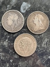3x British Crown Coins - George IV 1822, Victoria 1900, George V 1933