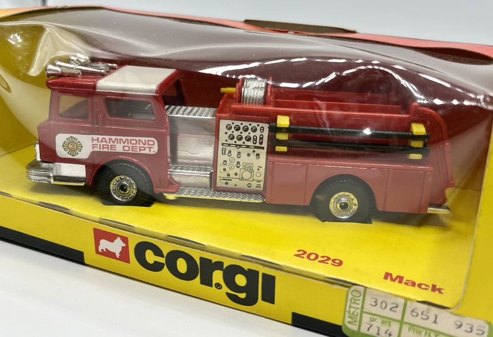 Camion de pompiers Mack Fire Pumper - CORGI 2029 - 1981 - Neuf avec boite - Photo 3/4