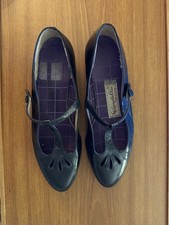 Vintage PAPPAGALLO PLUS Black Wedge Flat T-strap cut out Ballet Shoes Size 6.5