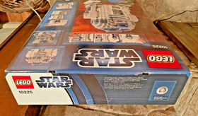 LEGO Star Wars: R2-D2 (10225)