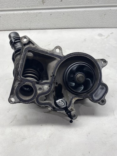 VW TRANSPORTER V T5 Minibus / passenger Wasserpumpe 3B0122291C Diesel 17901524