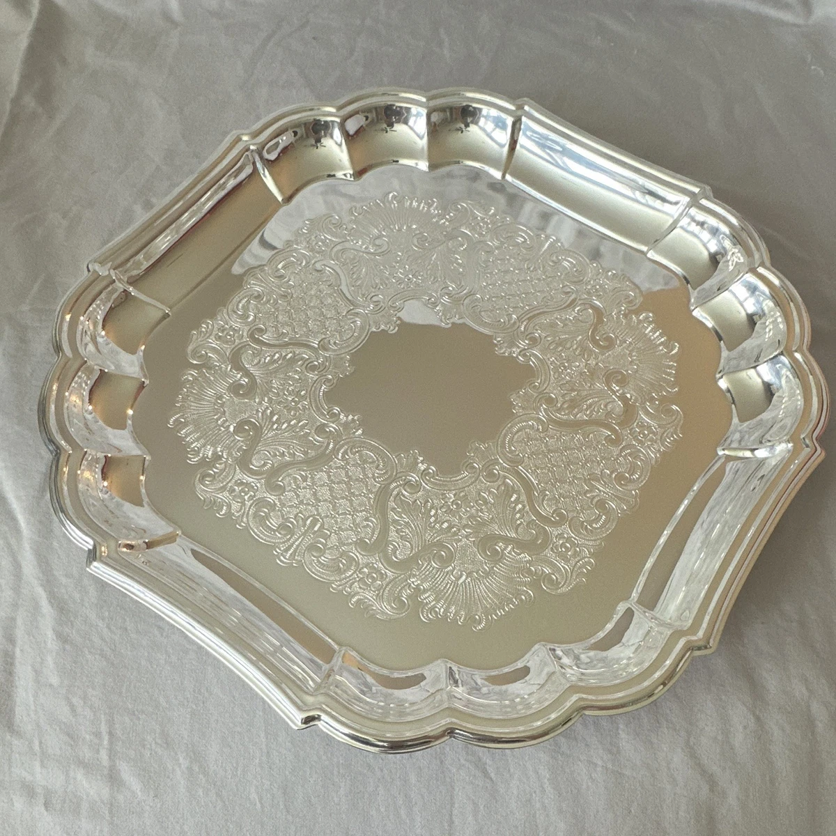 Gorham Heritage In Antique Us Silver-Plated Platters & Trays for