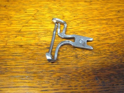 Vintage Singer 27 Sewing Machine Bobbin Shuttle Carrier with Screw Parts