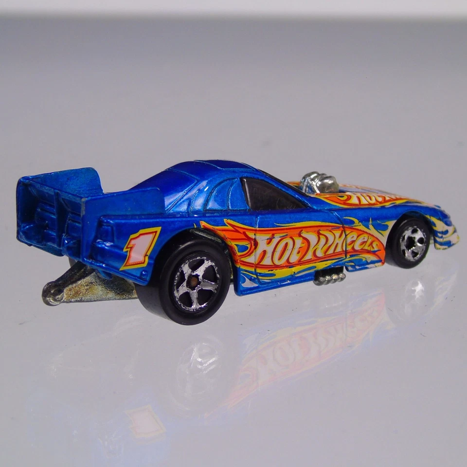1977 Hotwheels 2003 Mattel Lift Top Racers 2007 McDonald's   - Image 3 of 4