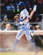ERIC YOUNG JR   NEW YORK METS   ACTION SIGNED 8x10